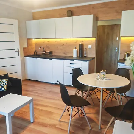 & Apartman *